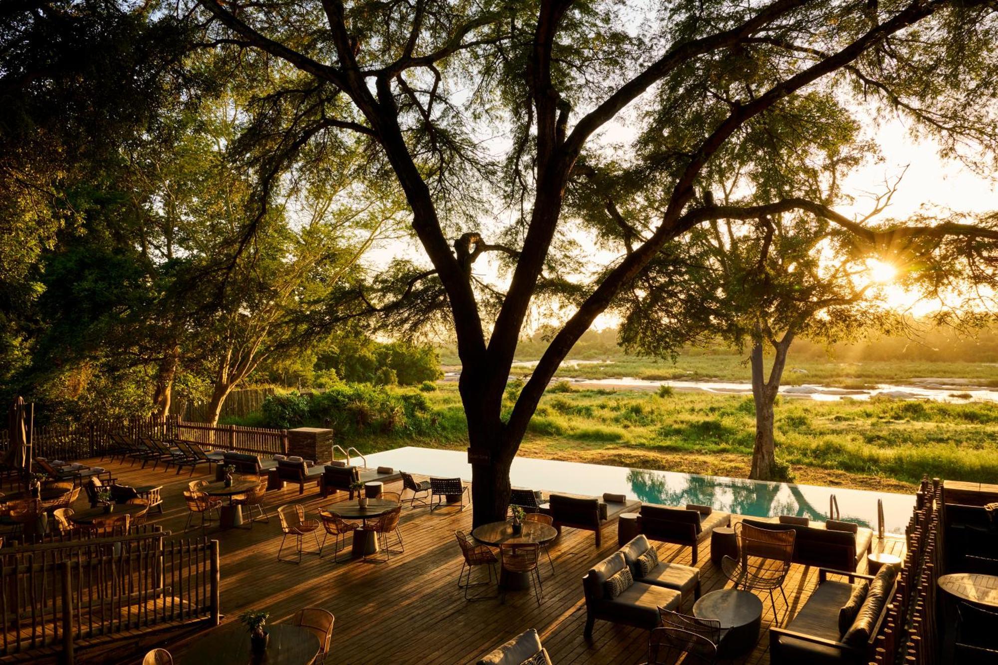 Kruger Gate Hotel Скукуза Екстер'єр фото