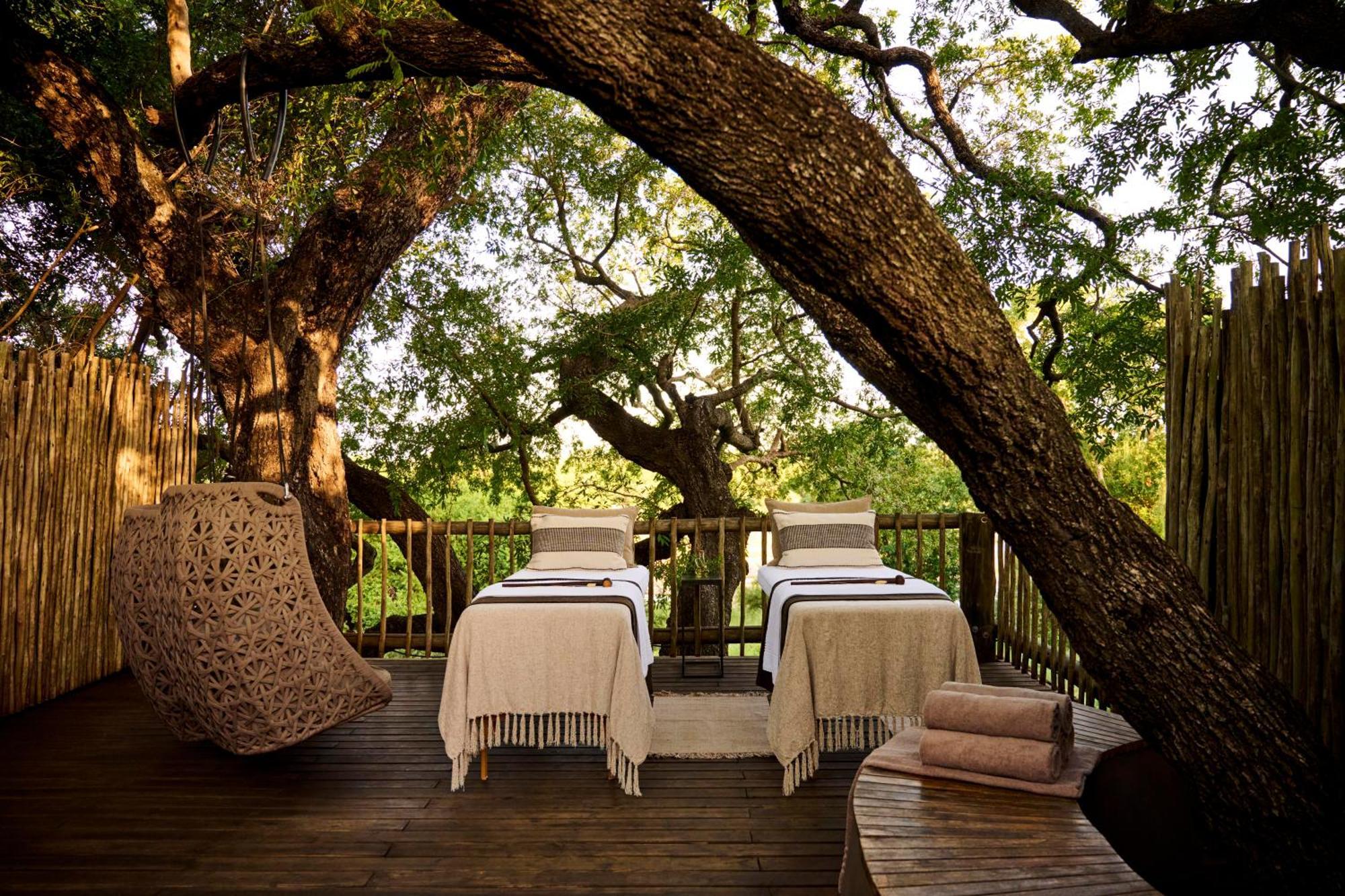 Kruger Gate Hotel Скукуза Екстер'єр фото